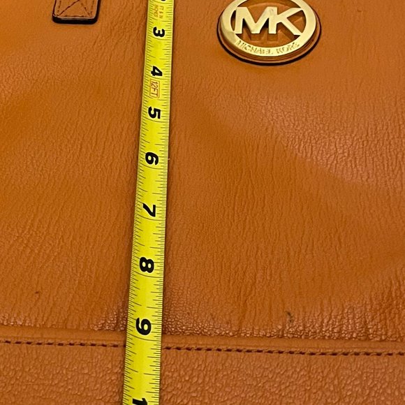 Preloved Michael Kors Tote - Picture 6 of 9